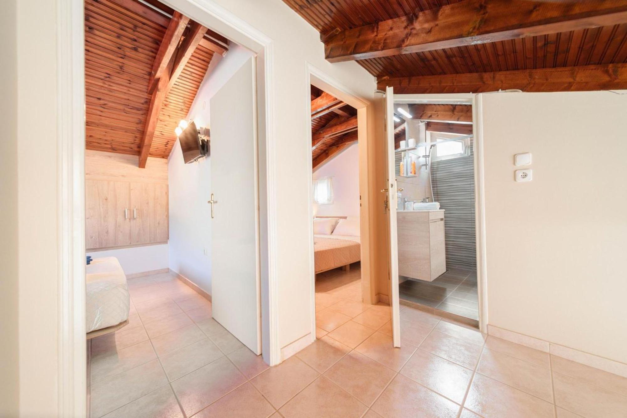 Iphigenia Apartments At Кателиос Экстерьер фото