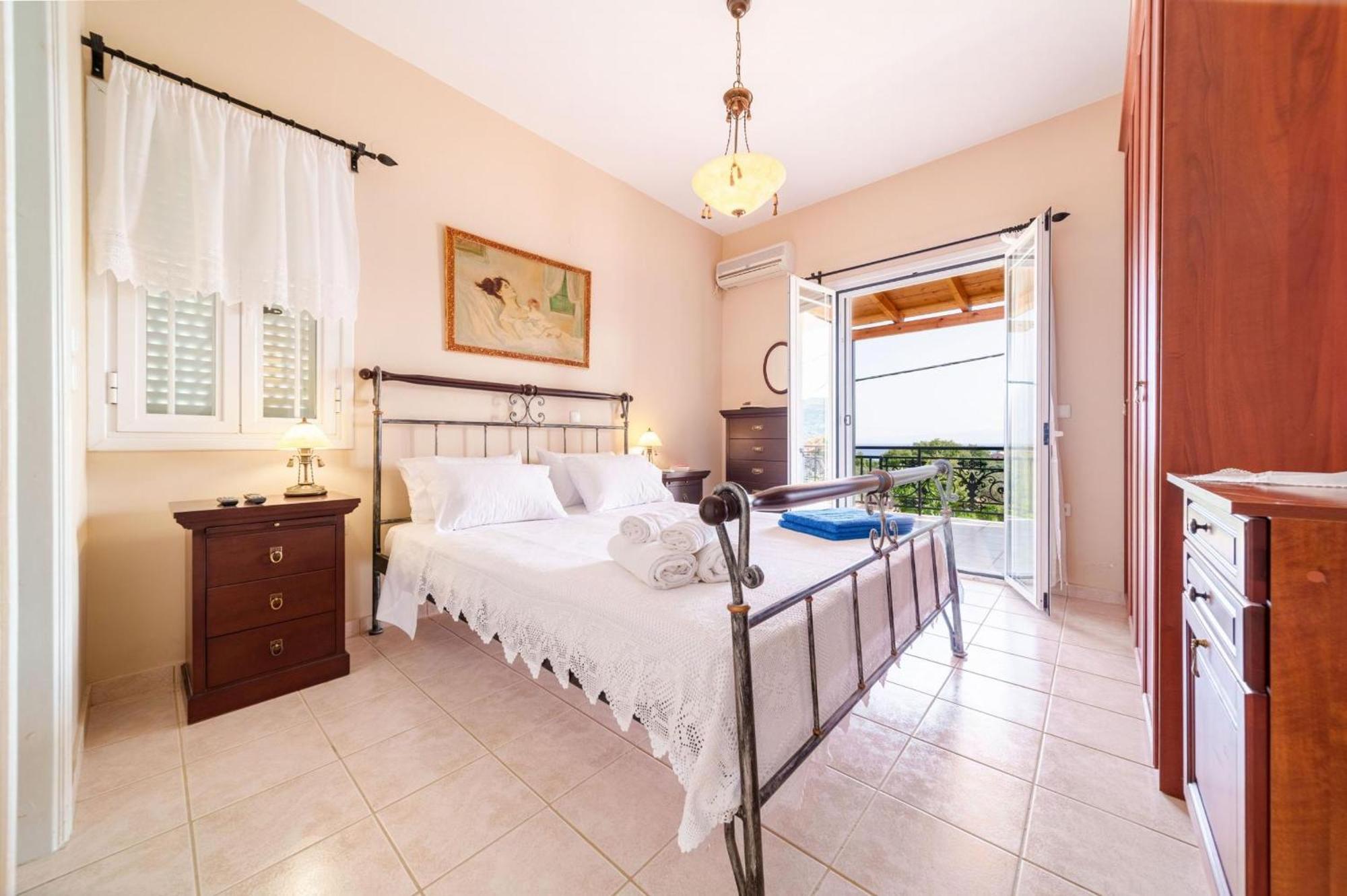 Iphigenia Apartments At Кателиос Экстерьер фото