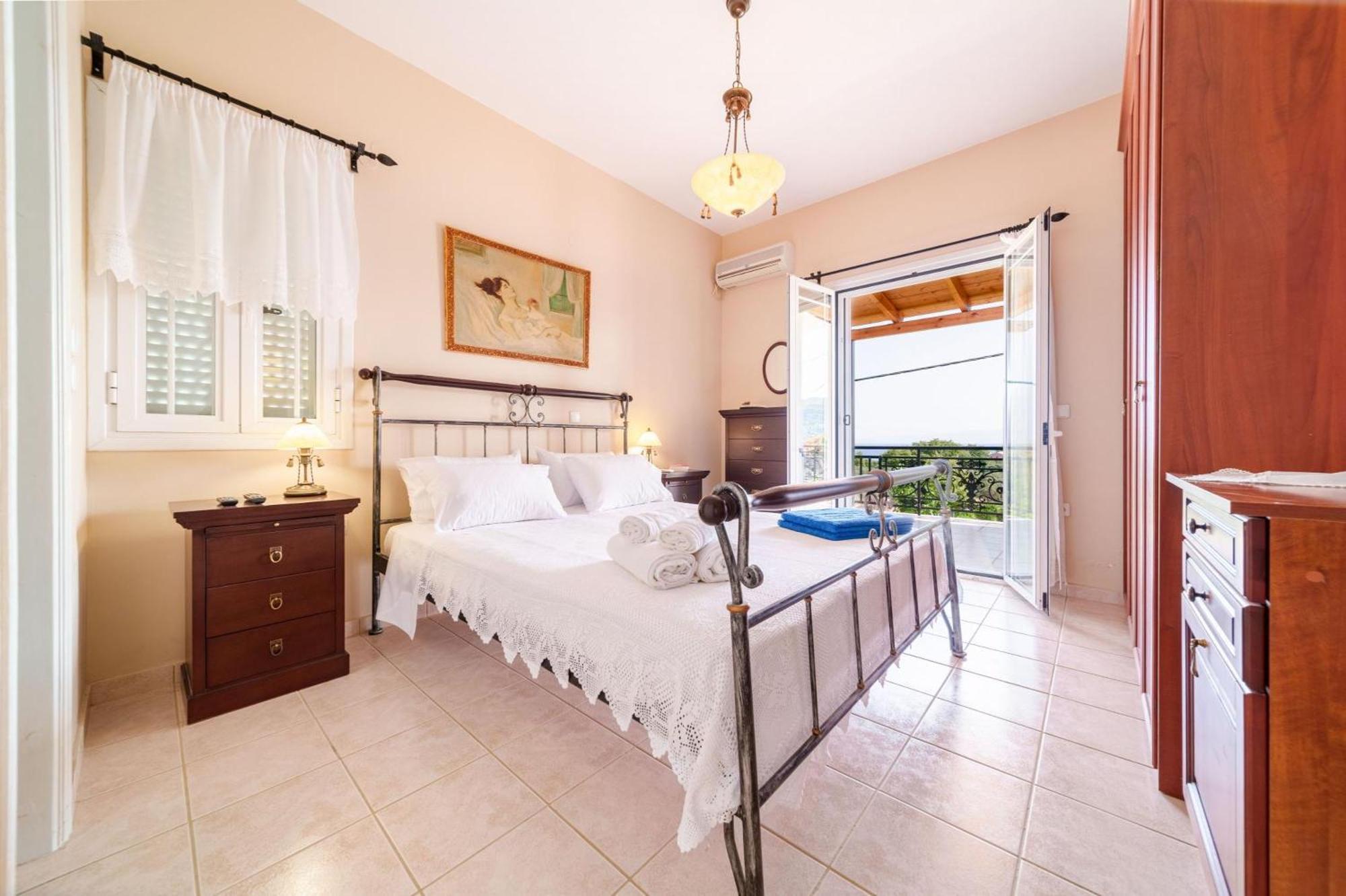 Iphigenia Apartments At Кателиос Экстерьер фото