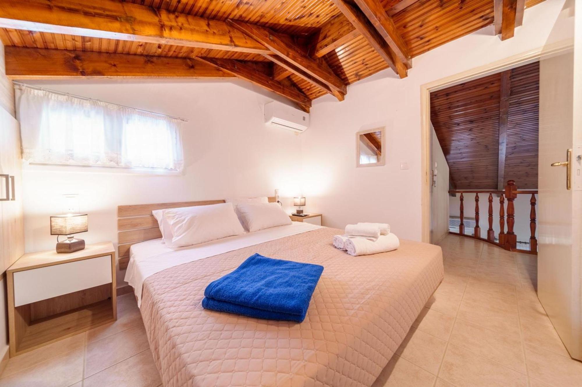 Iphigenia Apartments At Кателиос Экстерьер фото