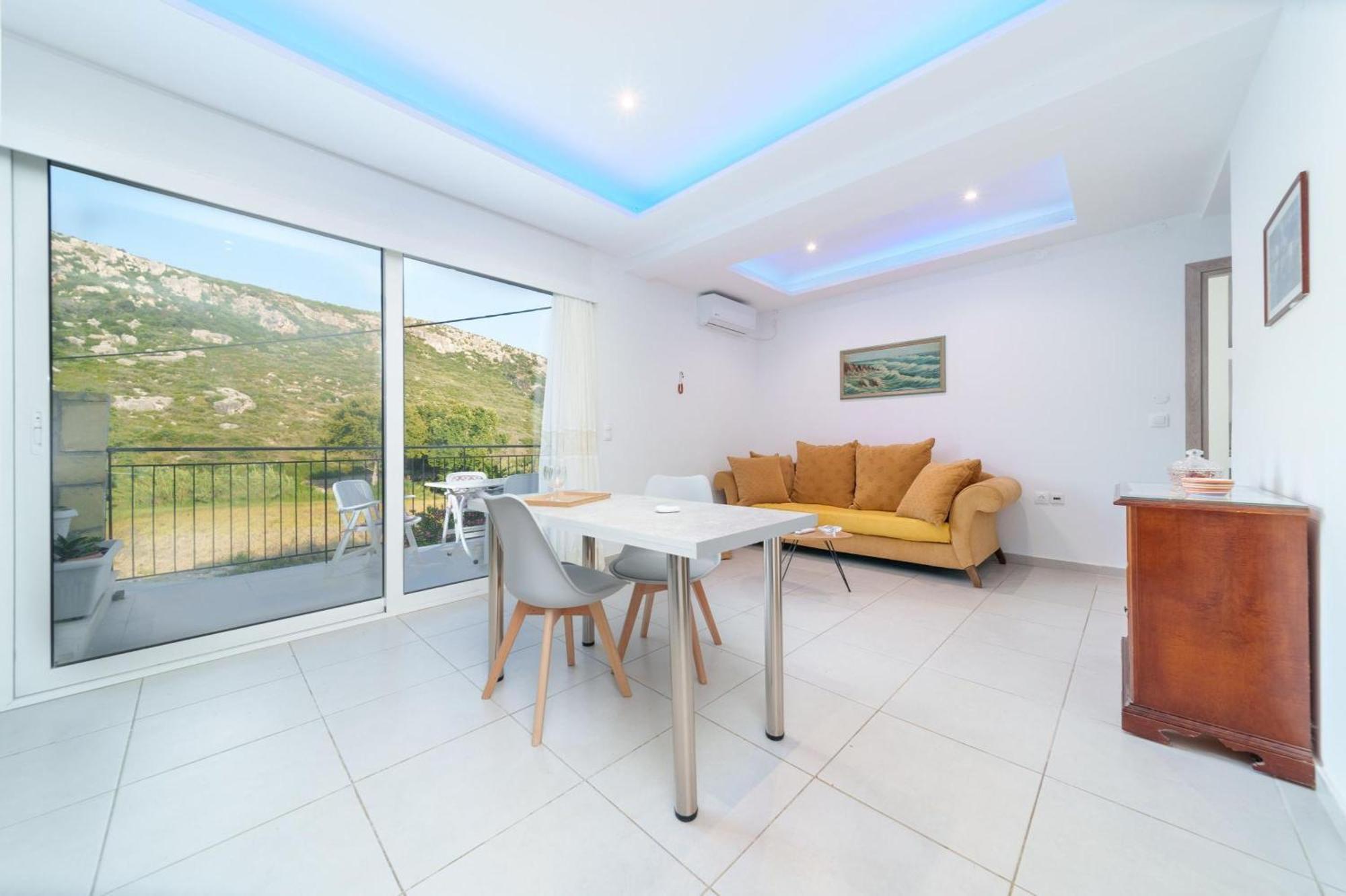 Iphigenia Apartments At Кателиос Экстерьер фото