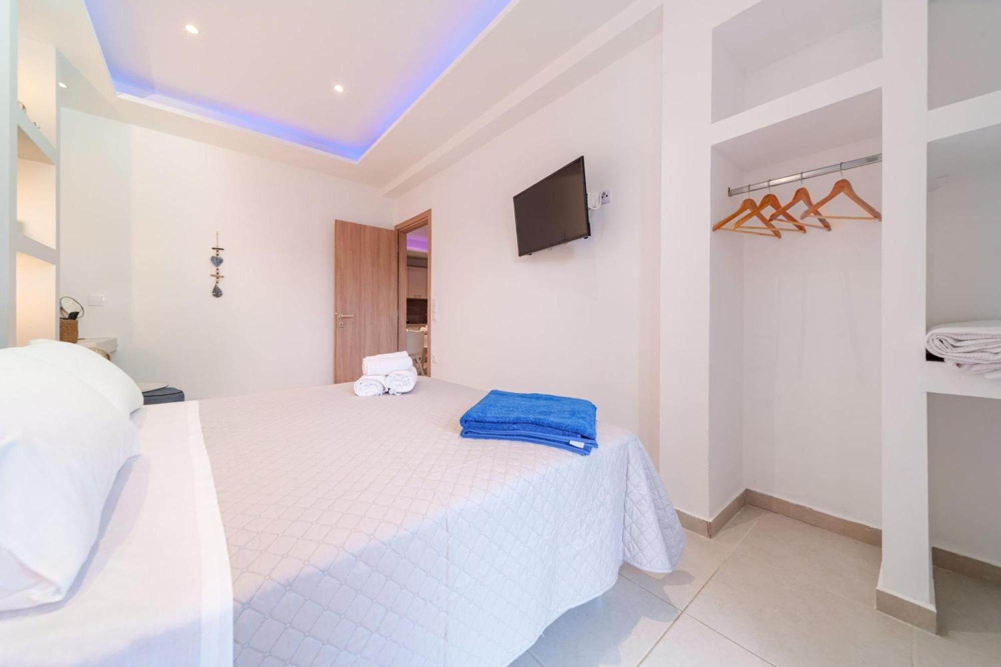 Iphigenia Apartments At Кателиос Экстерьер фото