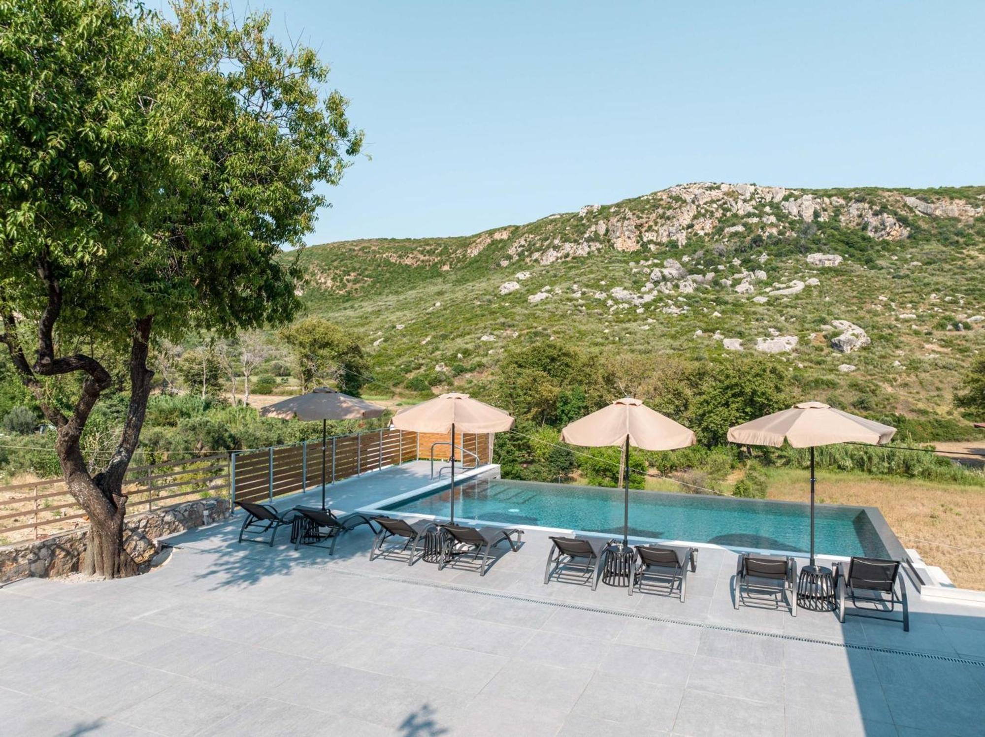 Iphigenia Apartments At Кателиос Экстерьер фото