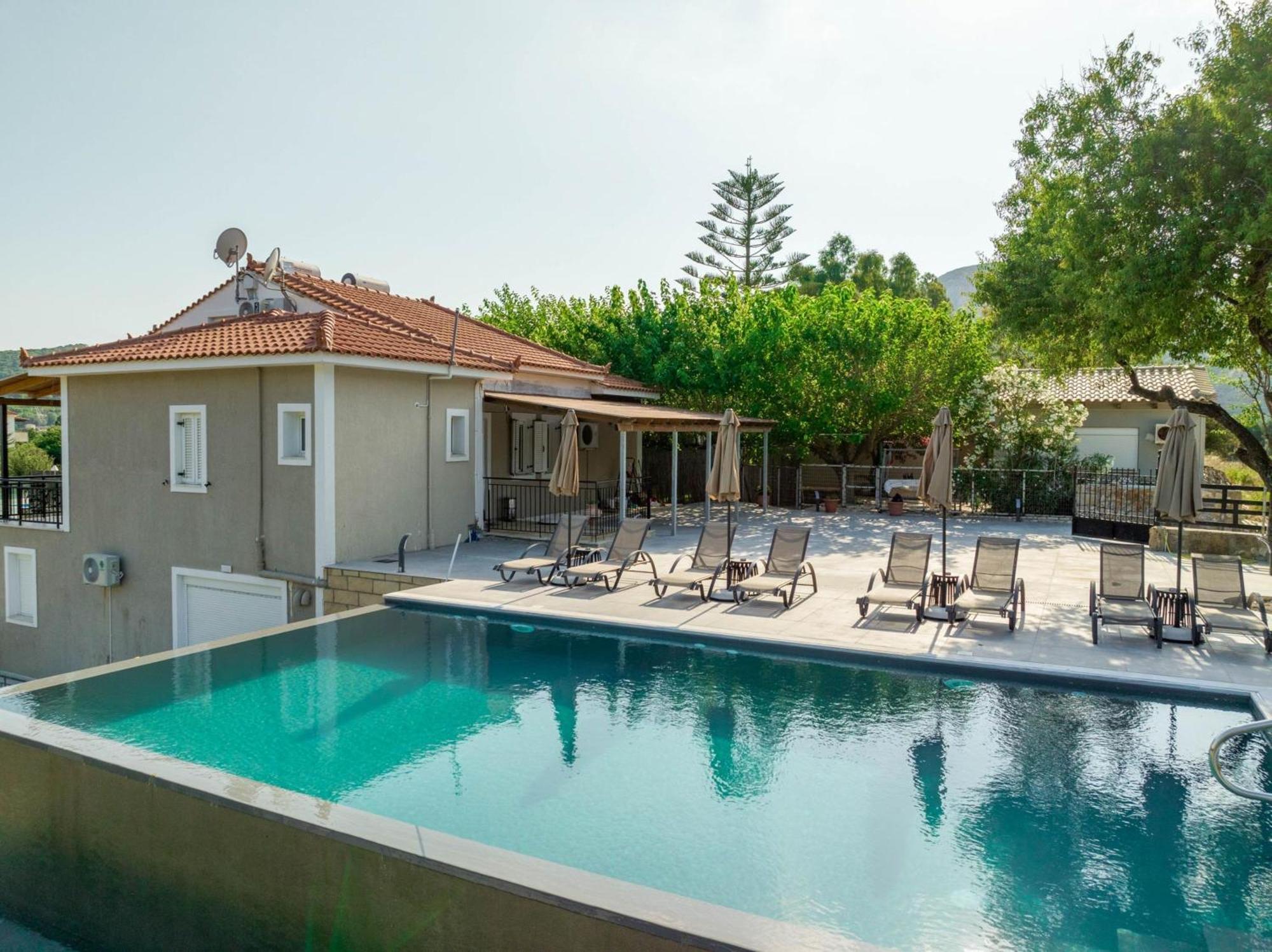 Iphigenia Apartments At Кателиос Экстерьер фото